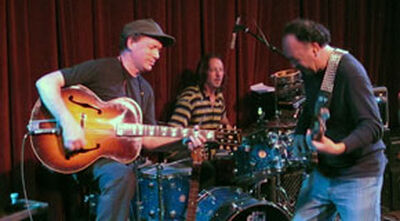 03/11/11 Hopmonk Tavern, Sebastopol, CA 