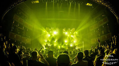 11/05/16 Vic Theater, Chicago, IL 