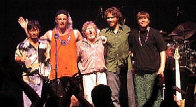 04/28/02 Saenger Theatre, New Orleans, LA 