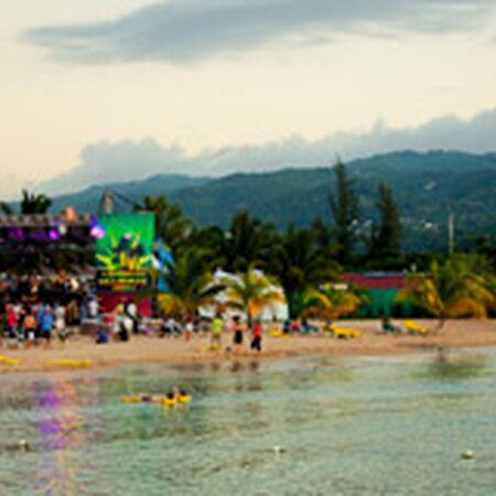 12/10/09 Caribbean Holidaze, Runaway Bay, JAM 