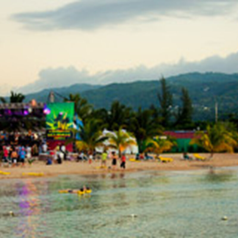 12/10/09 Caribbean Holidaze, Runaway Bay, JAM 