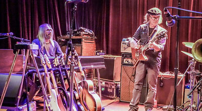 05/03/18 Hopmonk Tavern, Sebastopol, CA 