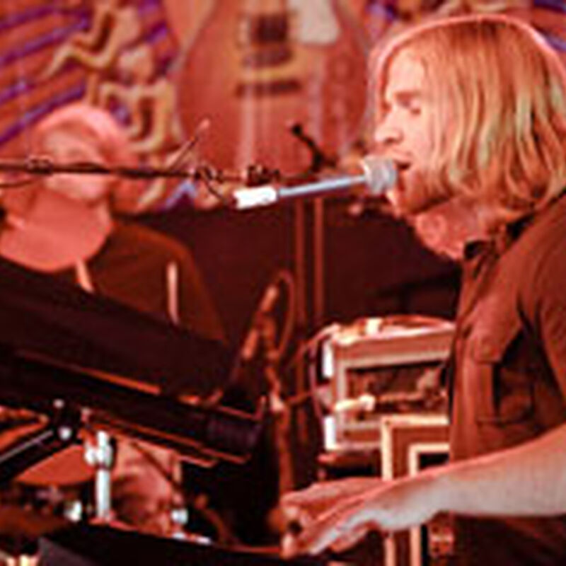 06/05/10 Mountain Jam Colonel's Hall, Radio Woodstock Music, NY 