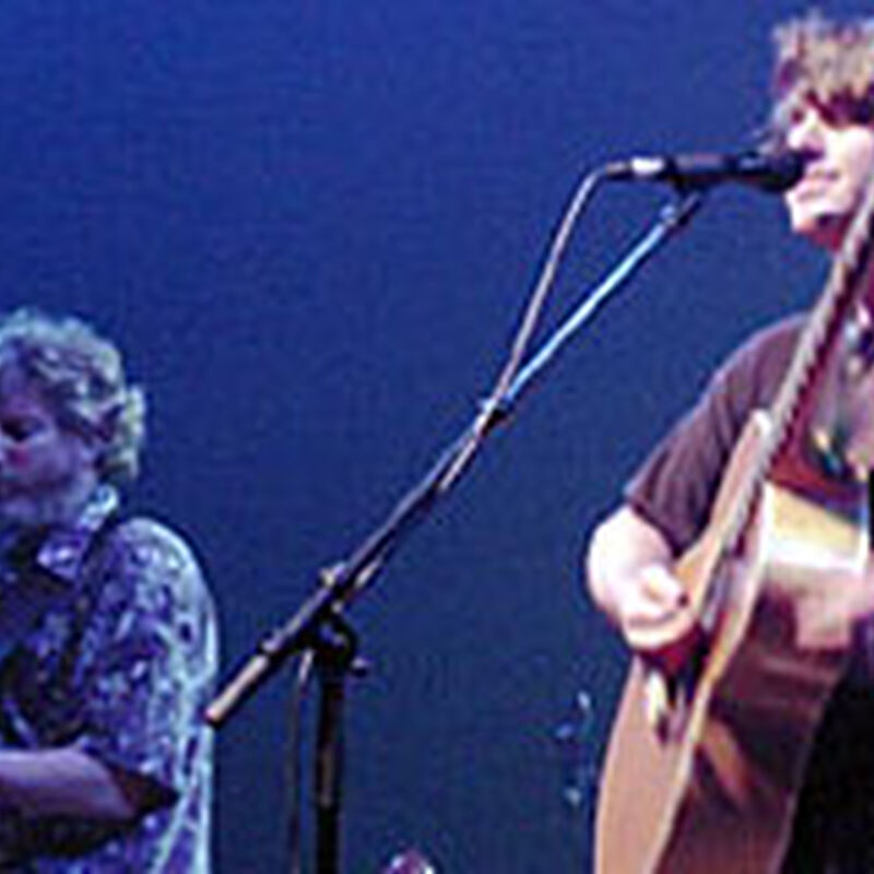 04/13/02 UIC Pavillion, Chicago, IL 