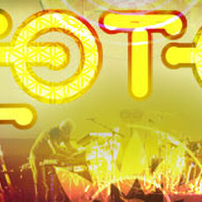 05/07/11 Portage Theater, Chicago, IL 