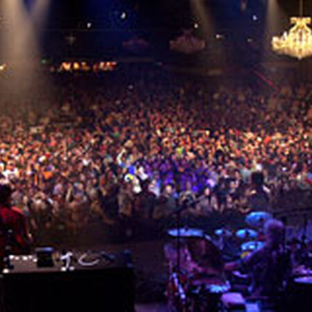 03/11/04 The Fillmore Auditorium, Denver, CO 