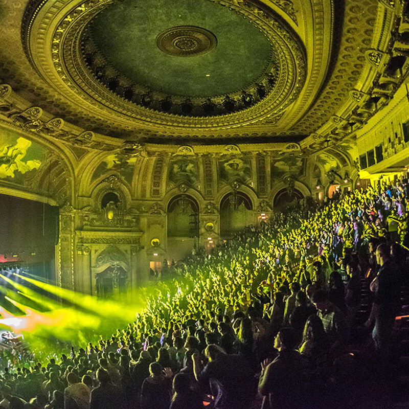 11/25/17 Live from The Chicago Theatre, Chicago, IL 