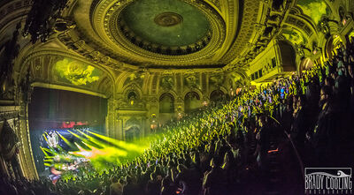 11/25/17 Live from The Chicago Theatre, Chicago, IL 