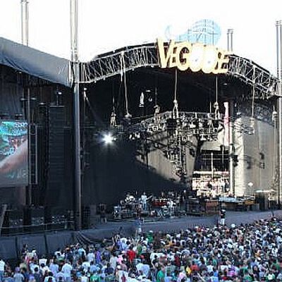 10/29/05 Sam Boyd Stadium, Las Vegas, NV 