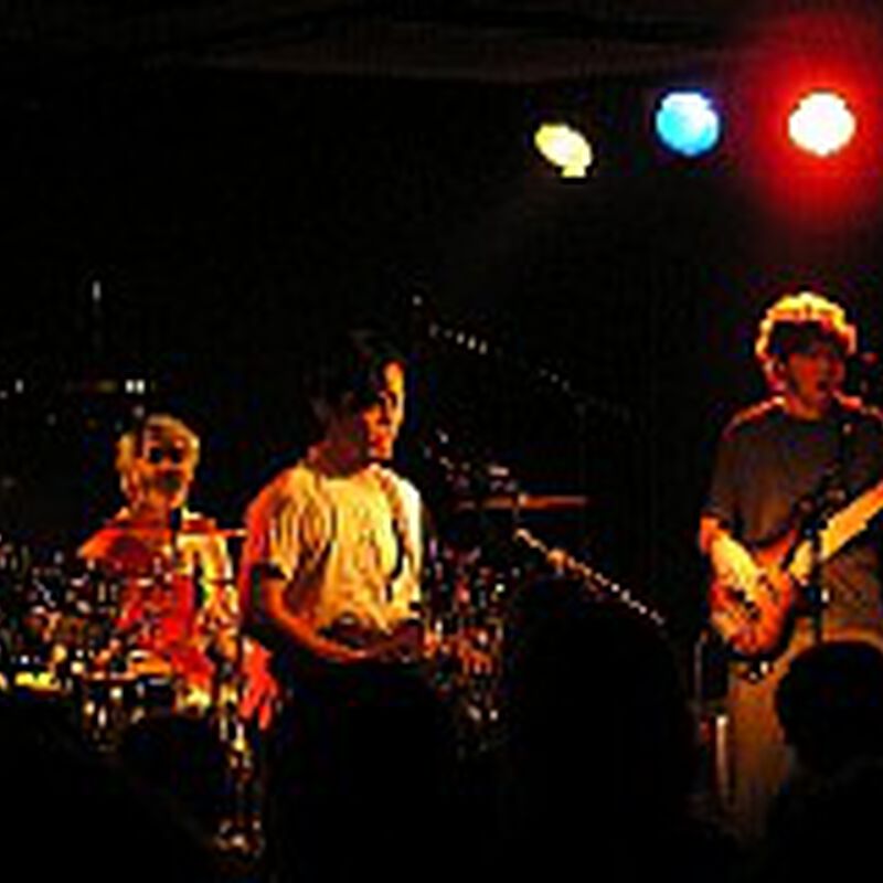 04/01/04 The Cat House, Glasgow,  UK