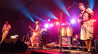 08/06/04 Skyline Stage - Navy Pier, Chicago, IL 