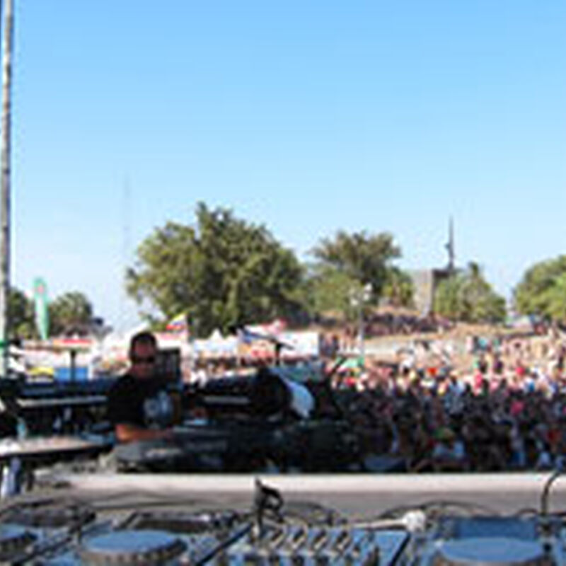 03/27/11 Ultra Music Festival, Miami, FL 