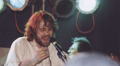 04/17/92 Warfield Theatre, San Francisco, CA 
