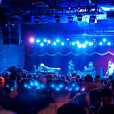 02/18/11 Brooklyn Bowl, Brooklyn, NY 