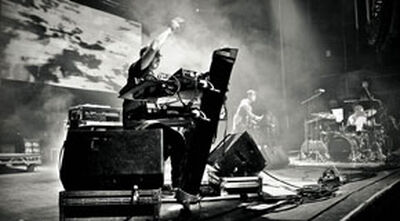 02/25/11 Congress Theatre, Chicago, IL 