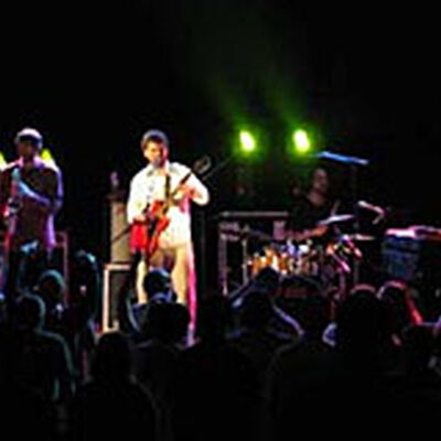 08/19/04 Iron Horse Music Hall, Northampton, MA 