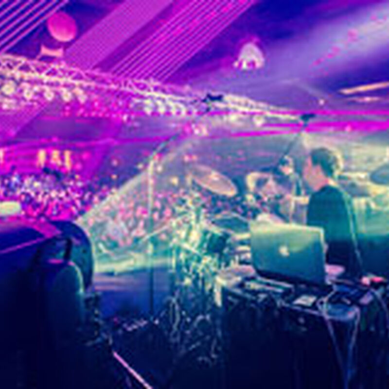 12/27/14 Concord Music Hall, Chicago, IL 