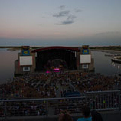 08/27/09 Nikon at Jones Beach Theater, Wantagh, NY 