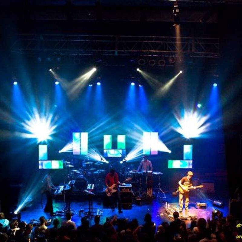 04/04/09 The Vic Theatre, Chicago, IL 