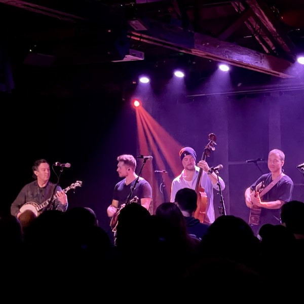 Yonder Mountain String Band Live Concert Setlist at Space, Evanston, IL