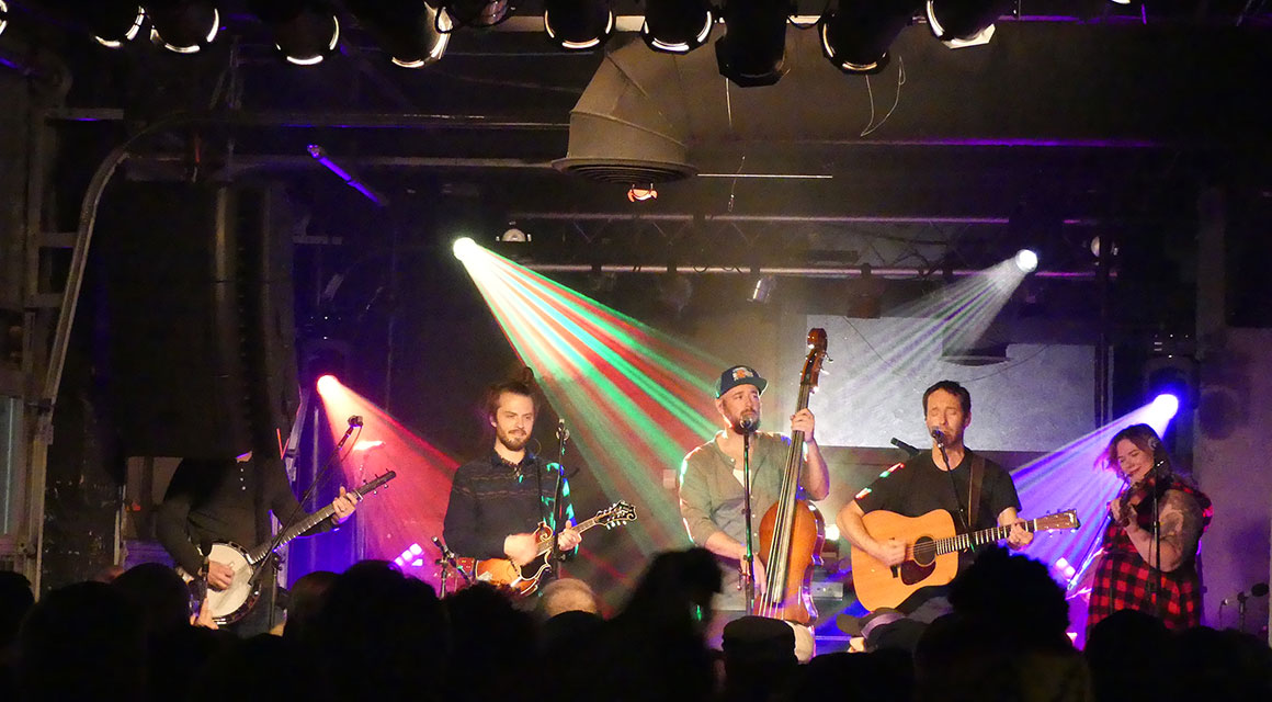 Yonder Mountain String Band Setlist At The A R Music Bar Columbus Oh On 11 17 18